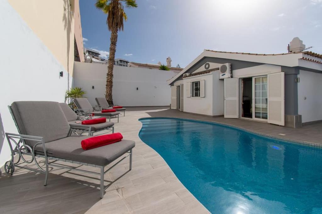 Skylight. Wonderful 6 Bedroom Villa. Villa Costa Adeje (Tenerife)